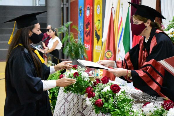 dsc_0762-graduacion-2020513d2972-2fa9-d6cf-bc64-4c2c302895186961886D-4B9B-DA28-0FC8-ABA41291B1CF.jpg