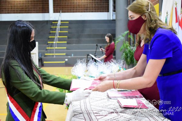 graduacion-colegio-divina-esperanza-2020-noveno-grado-24ffb682cc-1f69-4d68-d565-de513c8cec7e5A5B47FF-0AD9-6C68-4114-55B3954CBE70.jpg