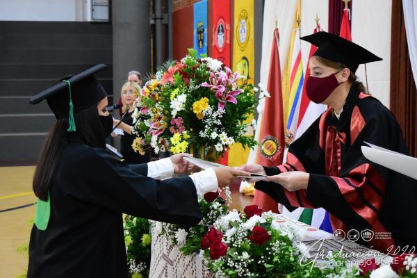 graduacion-unae-isede-2020-23953a64be-e77e-bbaa-87c9-4587a55e74a39781E62B-9D75-45A3-7DBD-3B05628A6BF1.jpg