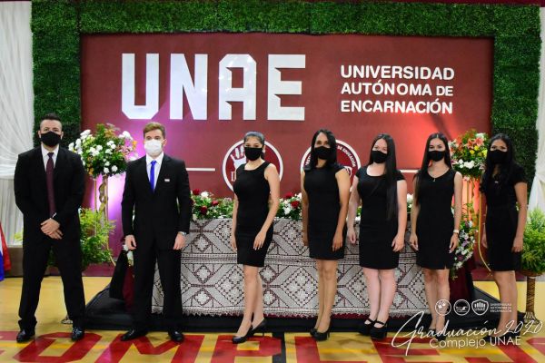 graduaciona-isede-unae-2020-103e7a41ea7-b285-397c-0a6a-7ada548faeedD4680F35-20E5-4630-470C-D973E77FF1A0.jpg
