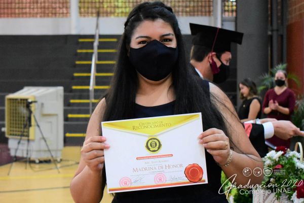graduaciona-isede-unae-2020-23708c1f4e-39e0-a053-b818-e937d4cf01cf31AEA3C3-414B-C840-4CB3-CA952D4A9A0E.jpg