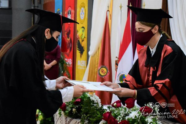 graduaciona-isede-unae-2020-27d69c6a29-cf59-6761-c143-6da0aa1f16a64ADE03D4-DE49-FC9A-A7EC-DA73AD49AC92.jpg