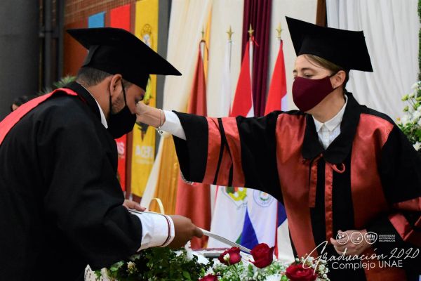 graduaciona-isede-unae-2020-38ab64d57b-25fc-546c-c915-6ff15eadbb43EA74ED01-DD77-631B-E0EE-5C463B4F623E.jpg