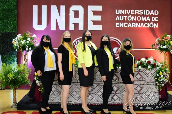 graduaciona-isede-unae-2020-3a85ad0b9-8c93-f9c2-39c1-19ef5f73928fA140DB8E-A661-623C-D466-76E04C018B81.jpg