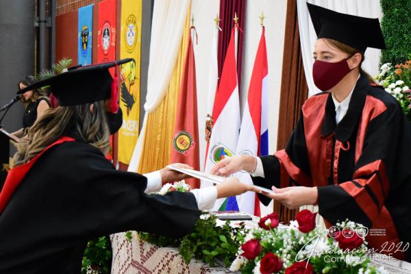 graduaciona-isede-unae-2020-530f9dffc1-5e93-bc1c-4e8a-96434dfbdea58FF84E51-7E2A-AFE5-0A07-EE4FF01274D5.jpg