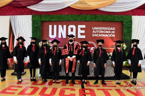 graduaciona-isede-unae-2020-5f42fc044-9137-c861-42f6-d313c01bf298C30BABC5-E54F-B735-E2F9-5E794E7BB9EE.jpg