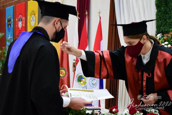 graduaciona-isede-unae-2020-638aaadfc0-7ca2-6e73-5b88-32b4ba2e3b2800EB19CA-46CB-260E-366D-67BCB1D6B106.jpg