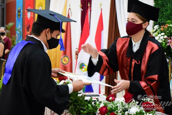 graduaciona-isede-unae-2020-69528a095a-118d-9c0c-6b5f-6713cc2cdc1857FD37AC-2B58-0CF8-163C-DE05C09B8DCC.jpg