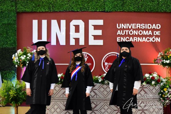 graduaciona-isede-unae-2020-83d3e238b-54fd-f142-c17c-a02b047f17584E4C050B-D3F3-BBB0-7310-1EDF03EA8795.jpg