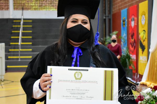graduaciona-isede-unae-2020-941a1de712-5eb3-2a20-5697-417213d7bcebFB37080A-789F-969F-688E-F548F00E8BD1.jpg