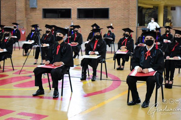 graduaciona-isede-unae-2020-96f0bc45fe-6847-47df-0d2b-0e66d99258fb781365F7-28F3-49EE-1654-68CDE5665B6A.jpg