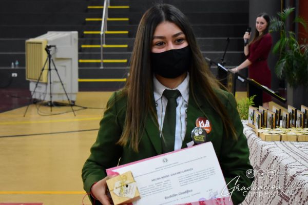 graduaci╟№n-colegio-divina-esperanza-unae-2020-4648a62329-5d0a-17eb-fa1b-7f322c03b607CCB7B331-3AC6-FBC6-A681-F67005635034.jpg