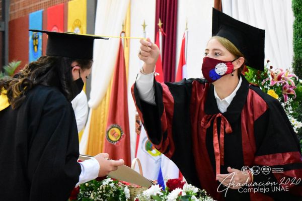 graduaci╟№n-unae-2020-1504132095-e2c3-1d45-eee7-ffedc98d049bD46A83C8-ECA9-0CEB-C41F-825E5C16925F.jpg