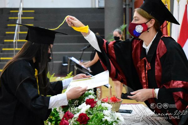 graduaci╟№n-unae-2020-186c67ea59-4b35-44cd-5e89-1892efa8b0a5D7AA228A-313F-2D3B-8FF8-612A859A7559.jpg