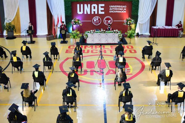 graduaci╟№n-unae-2020-5dade51b0-6eaa-899d-b3a5-b29fbdd2a38f84B637E7-BF0C-5428-A760-E81FDD0236BB.jpg