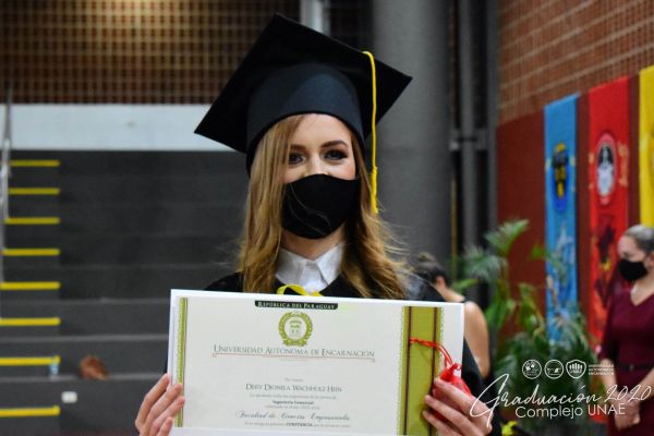 graduaci╟№n-unae-2020-73566dedee-ed37-63c1-51ba-487ad316a6f36DEF1E05-0111-8284-1C02-8890A5EBC4FF.jpg