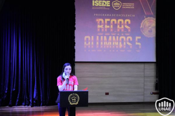 22-02-16-entrega-de-becas-15-hdtv-1080-unae8C133940-EC93-2AD5-5557-C656434753F0.jpg