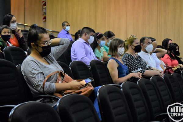22-02-16-entrega-de-becas-6-hdtv-1080-unae33571ACD-849E-779C-D8A2-4156AF9EB6E8.jpg