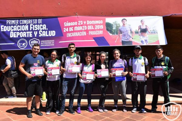 entrega-de-certificados-i-congreso-de-educ-fisica-deporte-y-salud-51F8AF496-523D-D56F-450E-DD2C7445CFD3.jpg