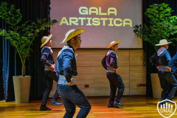 22-11-03-gala-art╟ёstica-43-hdtv-1080-unae4e56113d-6481-9984-97fa-34b361a511acB79C7B95-EA97-D291-BE28-87DEA808F33C.jpg