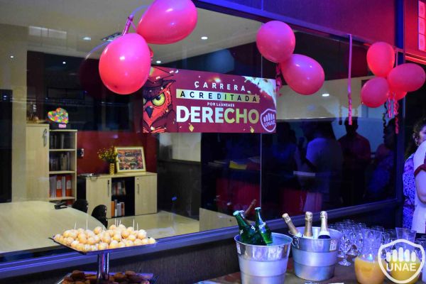 22-12-06-festejo-reacreditaci╟№n-de-derecho-16-hdtv-1080-unaedcbc1584-dedc-780f-1e81-494980f2ef71F9643011-0369-1A1B-7148-9A9A2F0BF744.jpg