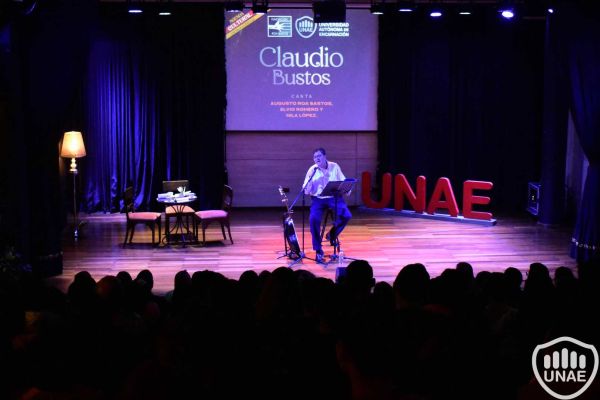 23-04-14-concierto-bustos-11-unae-20230f7ba6b3-9052-20dc-1f50-984722dc926dFC00F606-D8A6-E28E-78AF-570057E92C2E.jpg