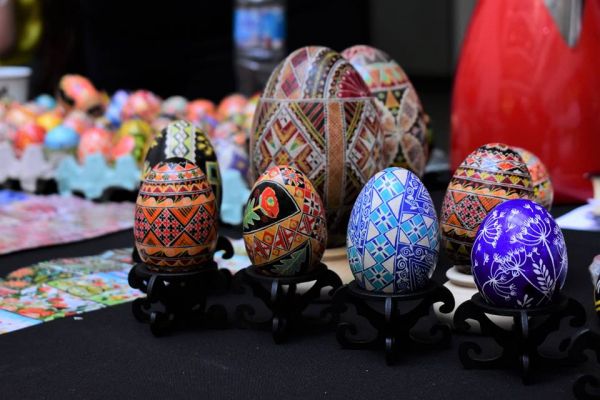 tecnicas-artisticas-y-cultura-ucrania-en-pascuas-099D57B272-D873-1413-044D-93177CABF4F0.jpg