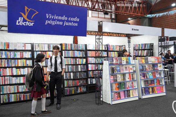 día-02-libroferia-2023-15-unae-2023CFE580A2-4080-BE06-AF85-EC081C8E9207.jpg