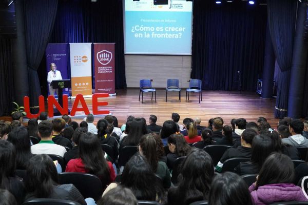 juventud-de-fronteras-144E8CD4BE-5FD0-C177-401B-C7C451378A0D.jpg
