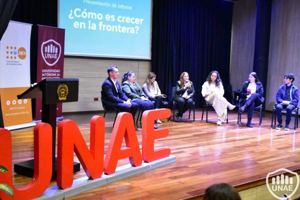 juventud-de-fronteras-30B3E41AB-3E65-A0F2-32B1-4845540396F8.jpg