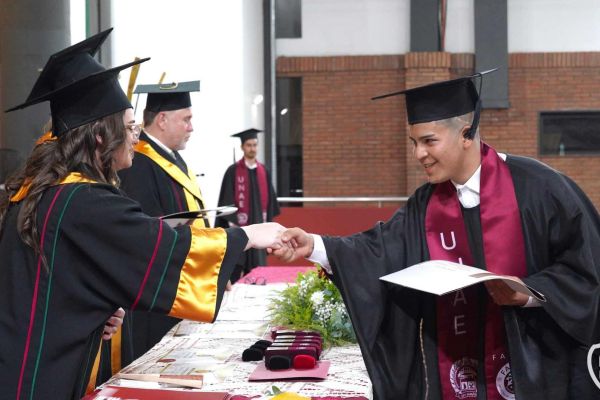 graduacion-105-unae-2024ACD4DC0E-4774-2C4C-39D1-C66766A5577C.jpg