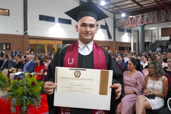 graduacion-235-unae-2024E7148C8F-BDEB-974C-0265-78F583A98BD0.jpg