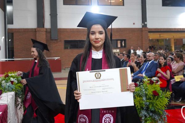graduacion-32-unae-202467EC4A93-776F-95DF-CD16-262B861FF758.jpg