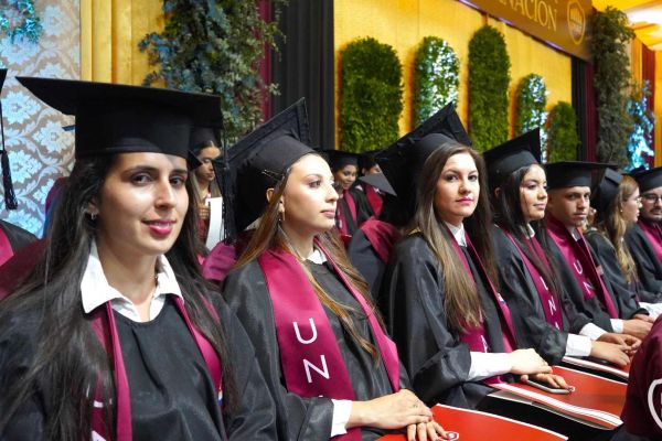 graduacion-419-unae-202412AA366D-8CDE-688A-75C9-8D87D9AF33BA.jpg