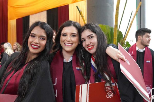 graduacion-430-unae-2024085AC485-5677-9282-14C9-FA9E79C48AAC.jpg