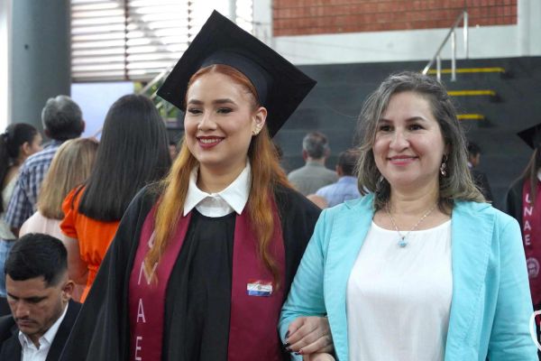 graduacion-504-unae-2024B8425857-3457-2AF0-0A94-1BD0ACD5289D.jpg