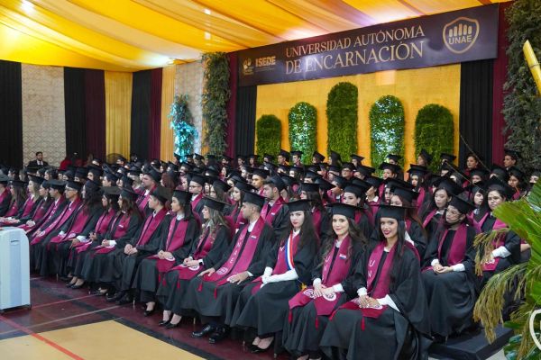 graduacion-516-unae-2024F7338037-020B-922C-3BE6-E46960862A3A.jpg