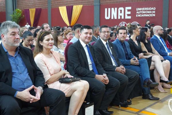 graduacion-518-unae-2024B19677FA-D3D9-A3A4-42D6-D333BAC4C697.jpg