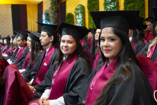 graduacion-530-unae-20242DC719CE-8680-1518-E642-AFC35221042B.jpg