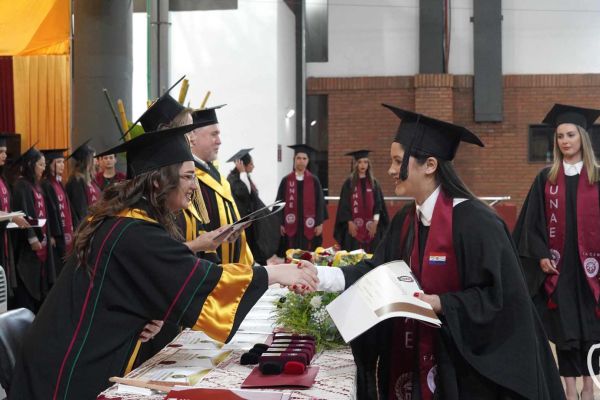 graduacion-591-unae-2024A614F5E3-73B6-461F-0FE9-70CB34C64585.jpg