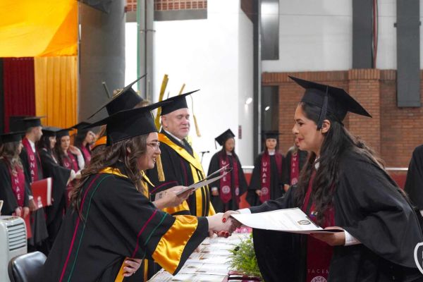graduacion-603-unae-202478D4E060-B5F5-3377-F57A-90F836627460.jpg