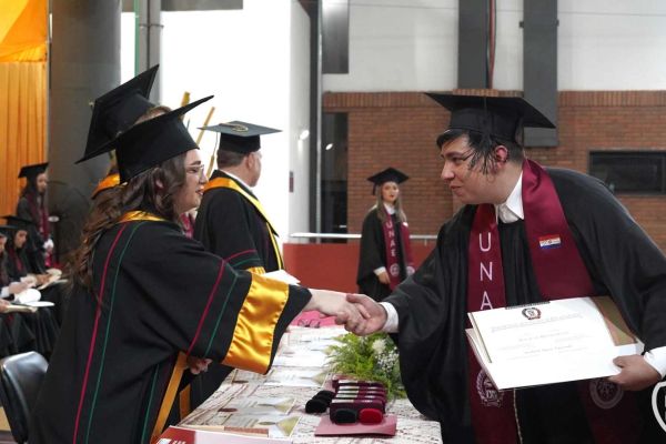 graduacion-74-unae-2024DFCF4479-7AD7-50F7-40DB-46414575A9CF.jpg