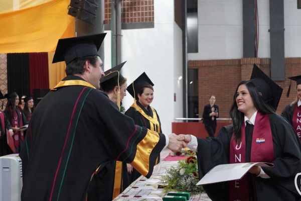 graducion-187-unae-2024AD29873D-A884-AB48-9134-8088FD607201.jpg