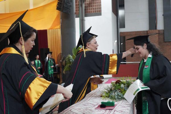 graducion-564-unae-2024FC7D78D3-C15F-2B58-6709-51659F14FA35.jpg