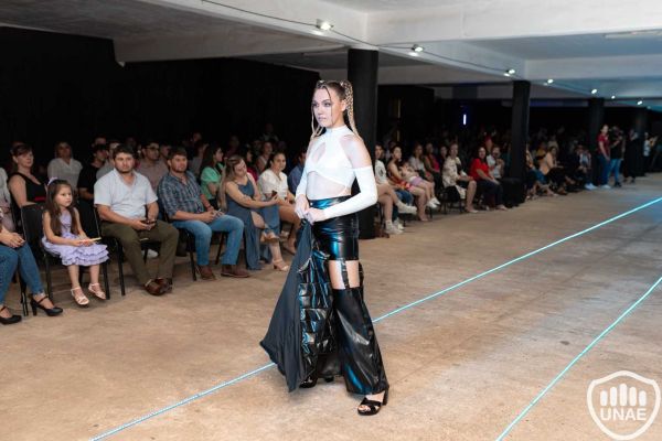 unae_desfile-37-unae-2024-unae-20245E276E2C-0EE9-B7DE-B6DD-863773C98D3B.jpg