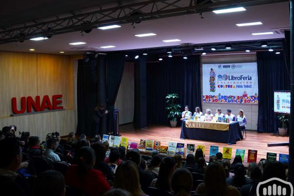lanzamiento-libroferia-2024-45D00CA6C8-D505-2D5E-A256-8B3FBBA114E6.jpg