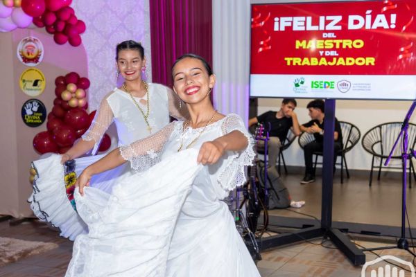 festejo-dia-del-trabajador-1022D7CF78-D7A5-951E-E9DB-56E23B961AE0.jpg