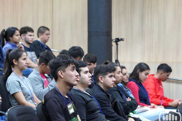 comunicaciones-congreso-educacion-fisica-deporte-y-salud-212AB8DD77-D093-15AC-2381-A95BD39A0199.jpg