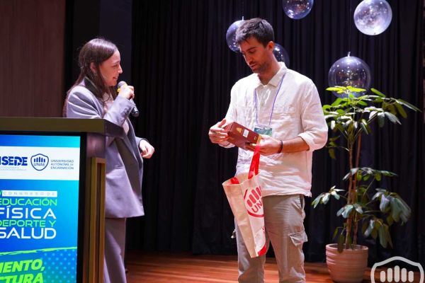 comunicaciones-congreso-educacion-fisica-deporte-y-salud-35417DB55D-A205-2BF6-278E-166E0A900C1B.jpg