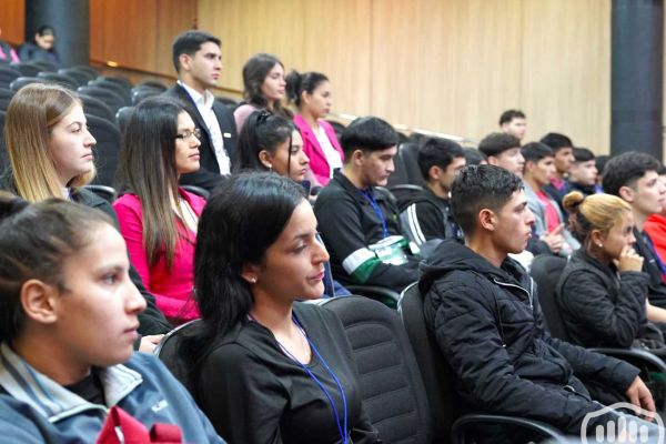 congreso-educacion-fisica-deporte-y-salud-1602F8FE3D-3FD9-4FB6-533A-C93E86480F9A.jpg